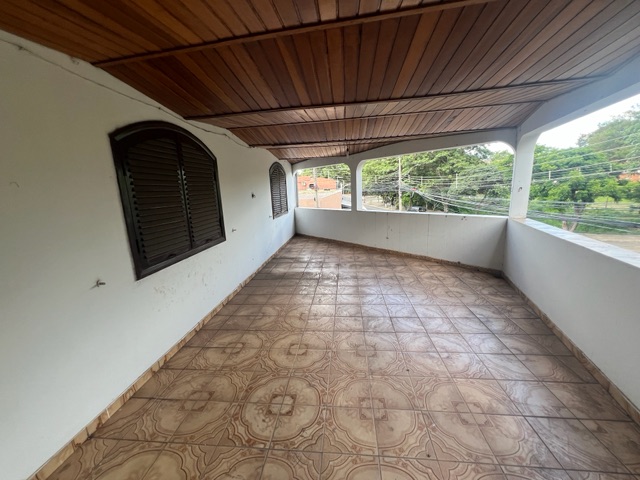Casa com 299m² 3 quartos e 2 banheiros, para alugar, no bairro Parque Orlanda II em Piracicaba