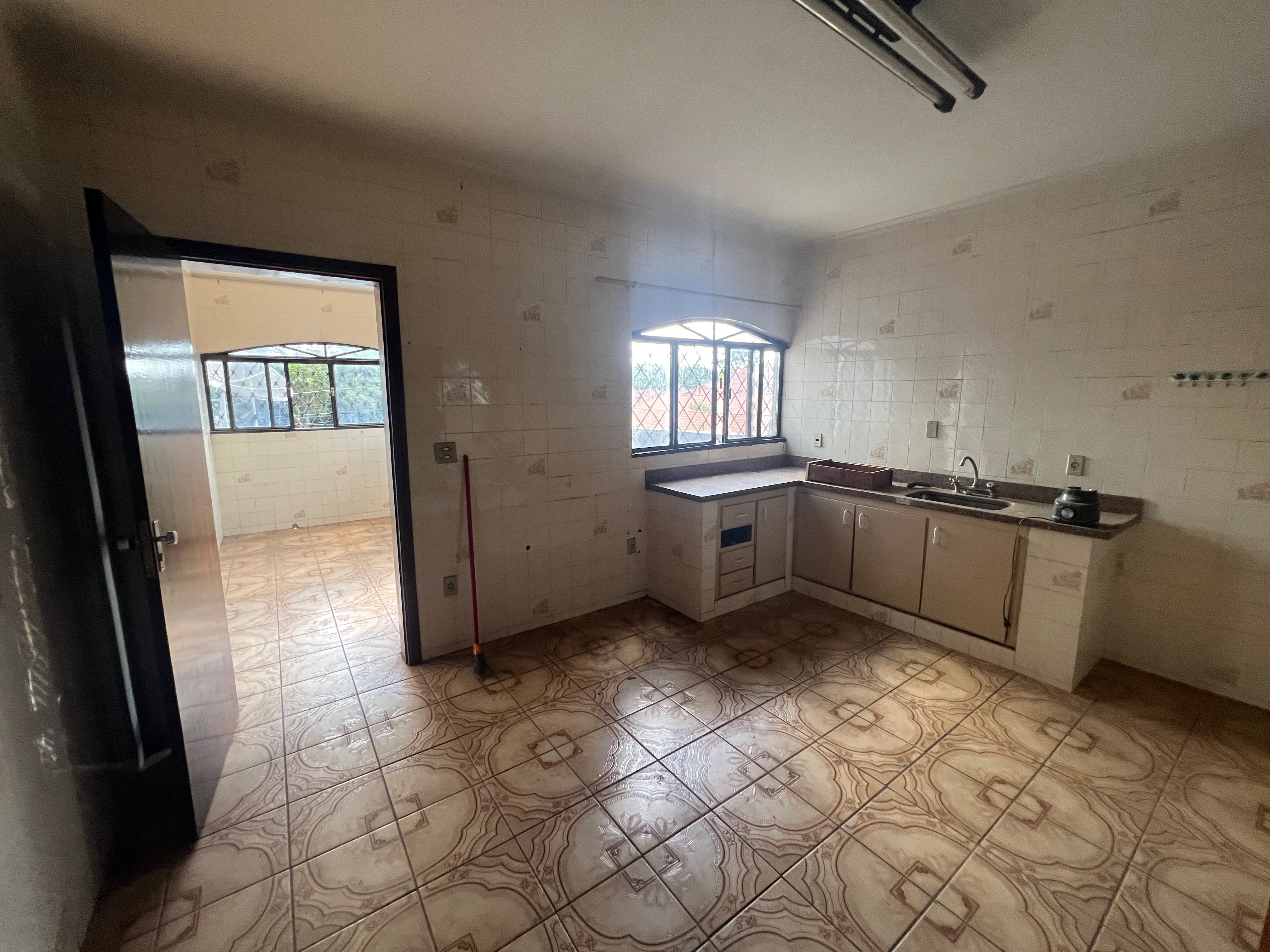 Casa, 3 quartos, 225 m² - Foto 29