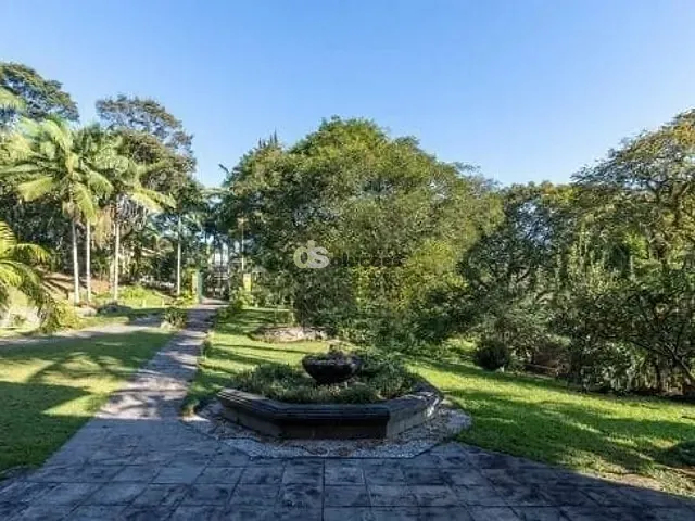 Casa com 1224m² 6 quartos e 7 banheiros, à venda, no bairro Condomínio Iolanda em Taboão da Serra