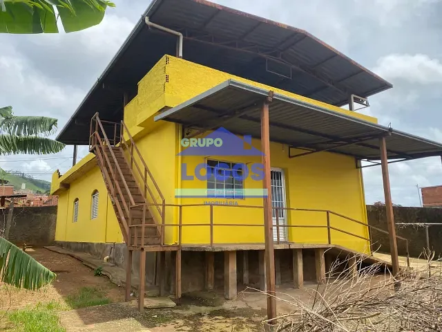 Casa com 360m² 3 quartos e 1 banheiro, à venda, no bairro Novo Cruzeiro em João Monlevade