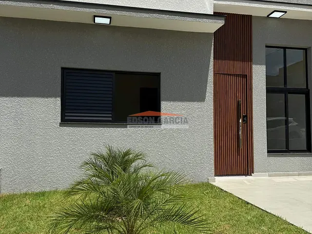 Casa 3 quartos e 3 banheiros, à venda, no bairro Residencial Horto Florestal Villagio em Sorocaba