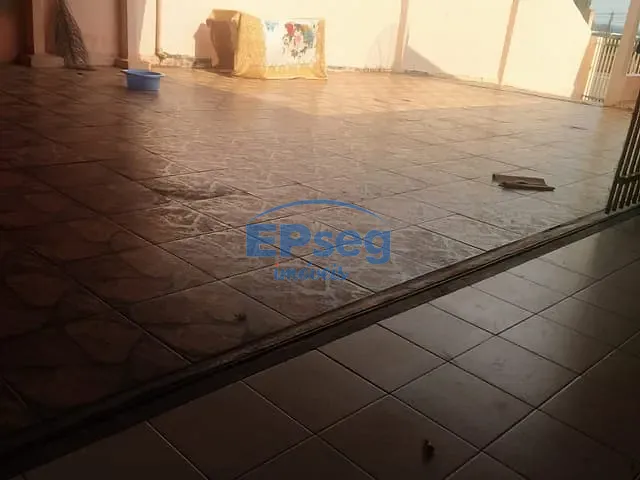 Casa com 352m² 3 quartos e 3 banheiros, à venda, no bairro JD ZANONI em Ibiporã