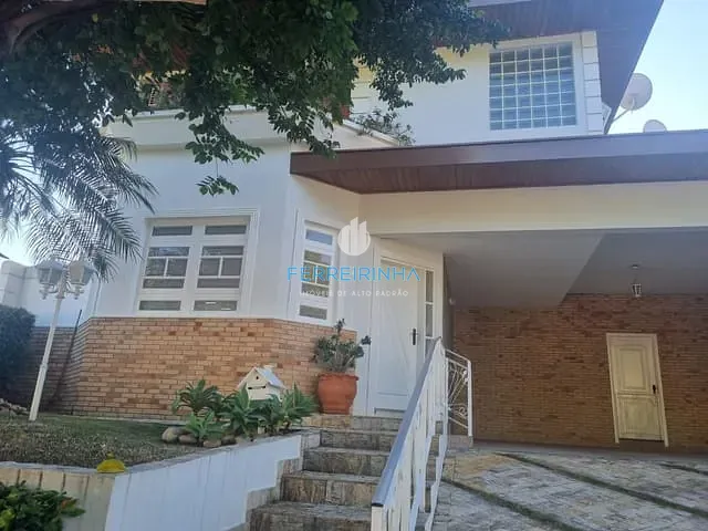 Casa com 400m² 4 quartos e 4 banheiros, à venda, no bairro Urbanova em São José dos Campos