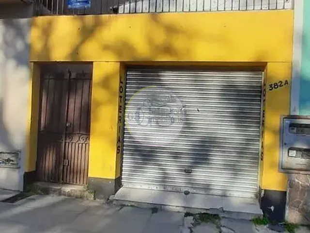 Casa à venda, no bairro Centro em Pelotas