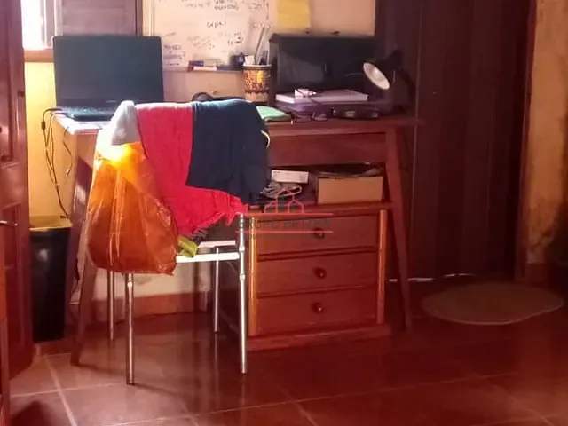 Casa com 300m² 2 quartos e 1 banheiro, à venda, no bairro Jardim Barueri em Barueri