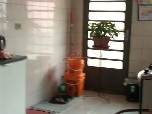Casa com 300m² 2 quartos e 1 banheiro, à venda, no bairro Jardim Barueri em Barueri