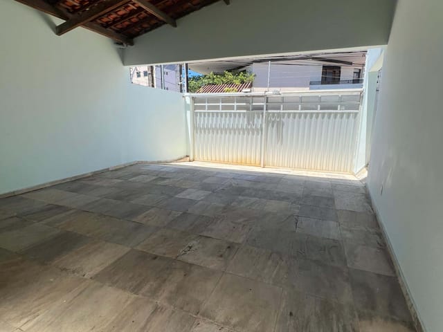 Casa 4 quartos e 1 banheiro, para alugar, no bairro Inácio Barbosa em Aracaju