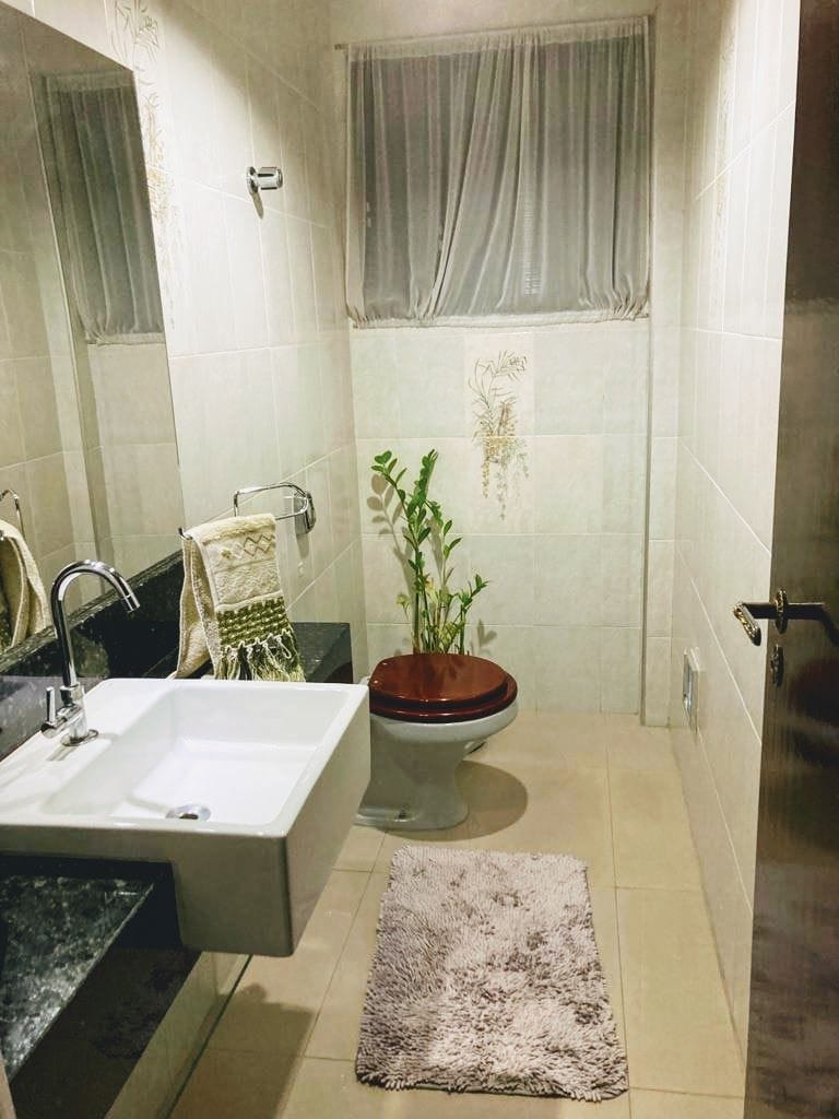 Casa, 4 quartos, 260 m² - Foto 3