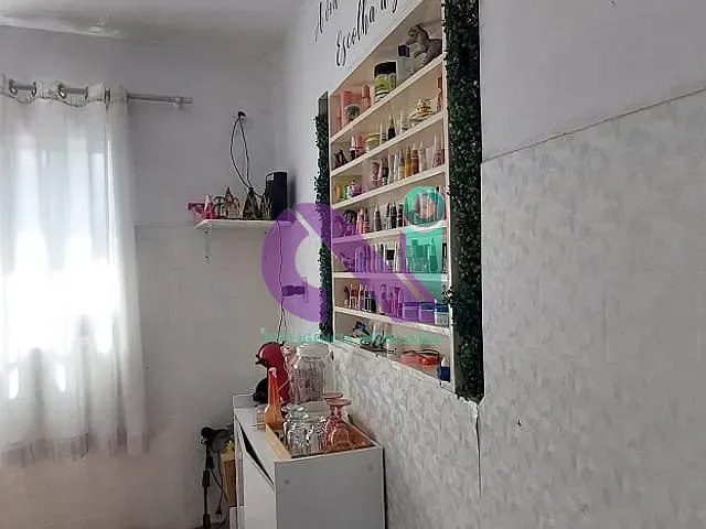 Casa com 200m² 3 quartos e 2 banheiros, à venda, no bairro Pestana em Osasco