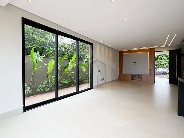 Casa com 340m² 5 quartos e 7 banheiros, à venda, no bairro Vila do Golf em Ribeirão Preto