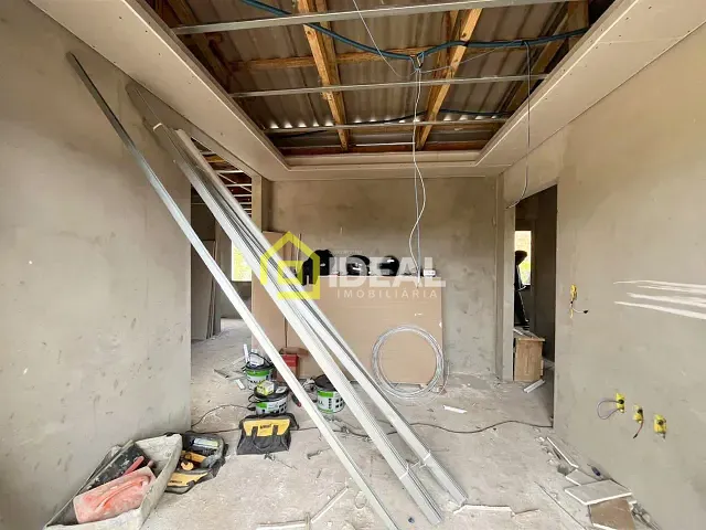 Casa com 74m² 3 quartos e 1 banheiro, à venda, no bairro Sintrial em Concórdia