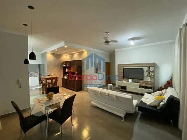 Casa com 256m² 2 quartos e 1 banheiro, à venda, no bairro Doutor Lúcio Machado em Ituverava