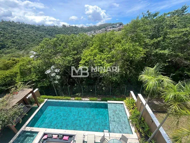 Casa 3 quartos e 5 banheiros, à venda, no bairro Alphaville em Santana de Parnaíba