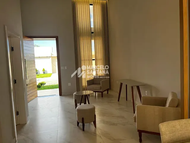 Casa com 800m² 5 quartos e 5 banheiros, à venda, no bairro Universidade em Vitória da Conquista