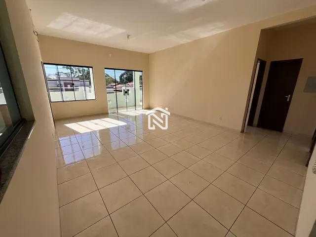 Casa com 360m² 3 quartos e 1 banheiro, para alugar, no bairro Centro em Paraíso do Tocantins