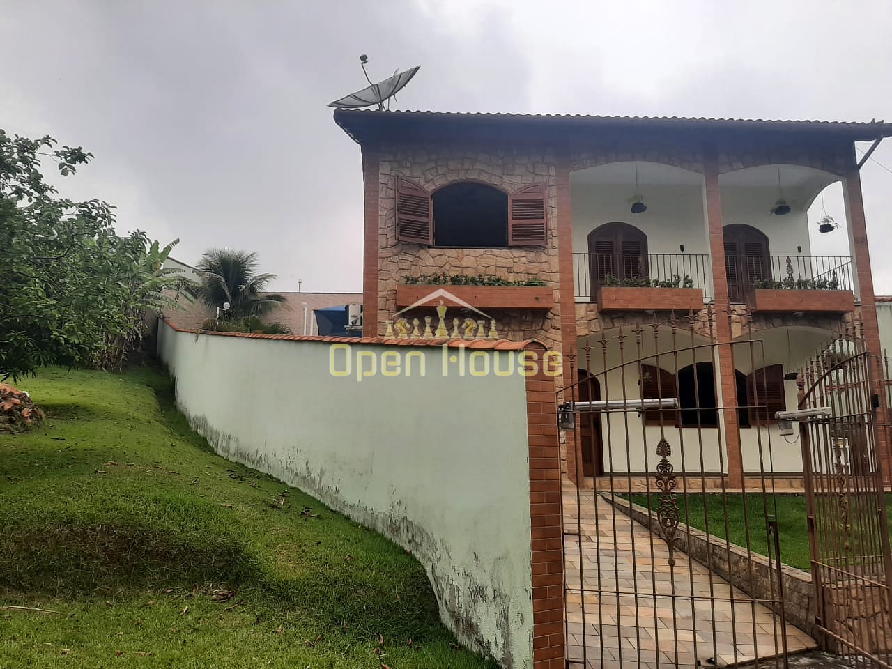 Casa, 4 quartos, 317 m² - Foto 1