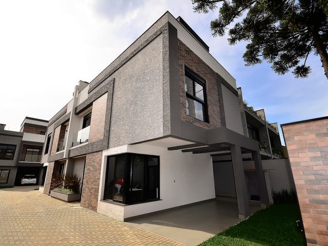 Foto do Casa - Novo! 504m² de ára útil na melhor localização do Ecoville | Auze Imóveis