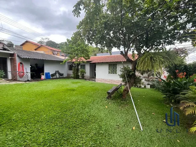 Casa 3 quartos e 1 banheiro, à venda, no bairro Retiro em Volta Redonda
