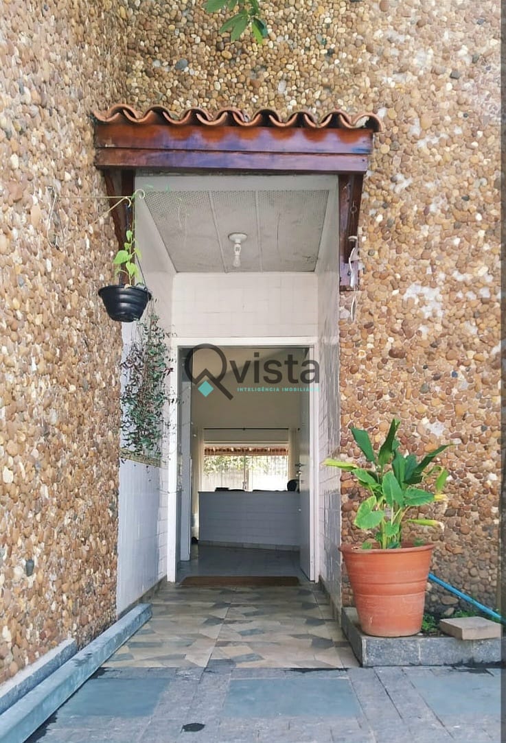 Casa, 4 quartos, 224 m² - Foto 3