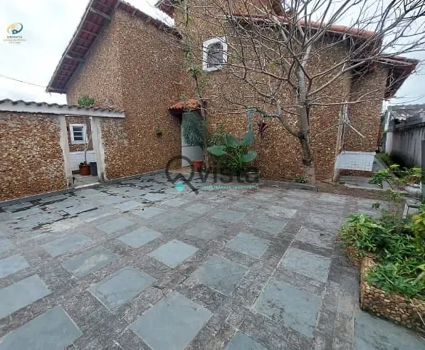 Casa, 4 quartos, 224 m² - Foto 2
