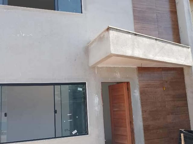 Casa 5 quartos e 3 banheiros, à venda, no bairro Recreio em Rio das Ostras