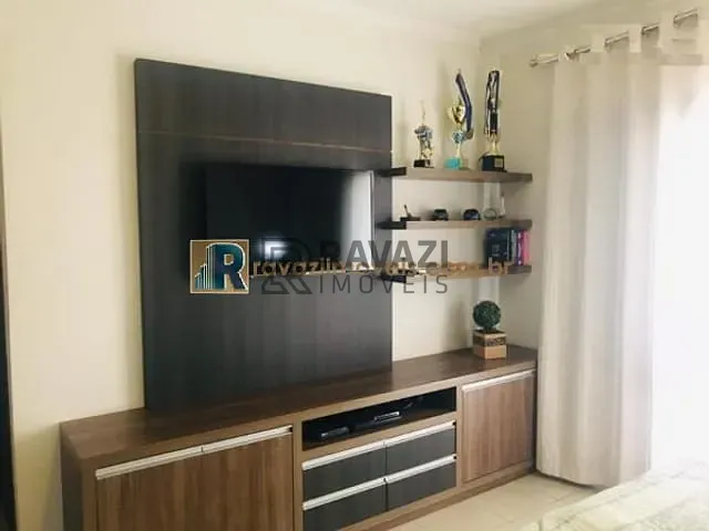 Casa com 300m², à venda, no bairro Jardim Lago Azul em Louveira