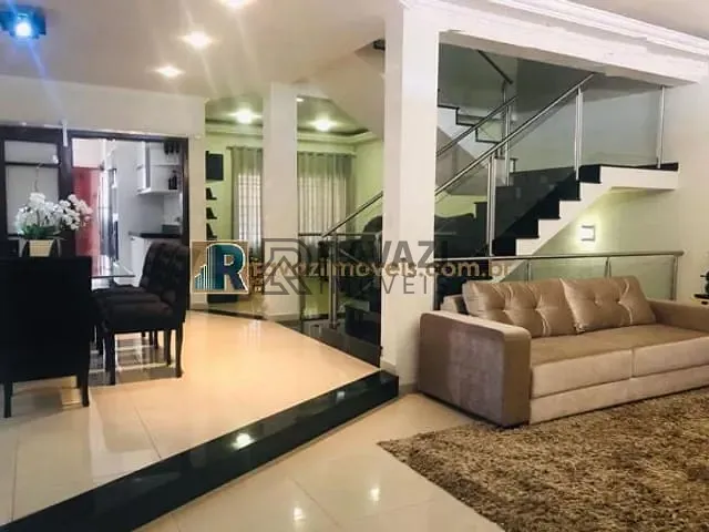 Casa com 300m², à venda, no bairro Jardim Lago Azul em Louveira