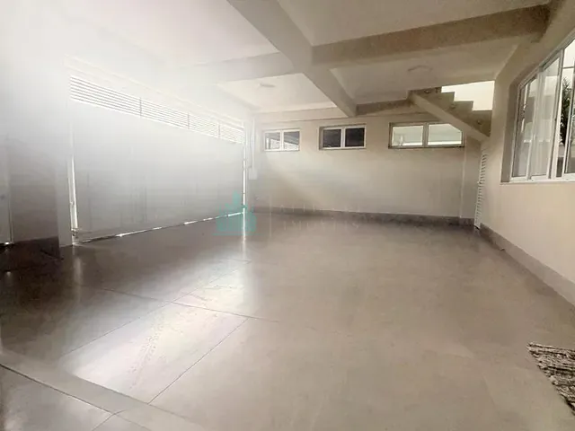 Casa 4 quartos e 4 banheiros, à venda, no bairro Loteamento Jardim Paulista em Catalão