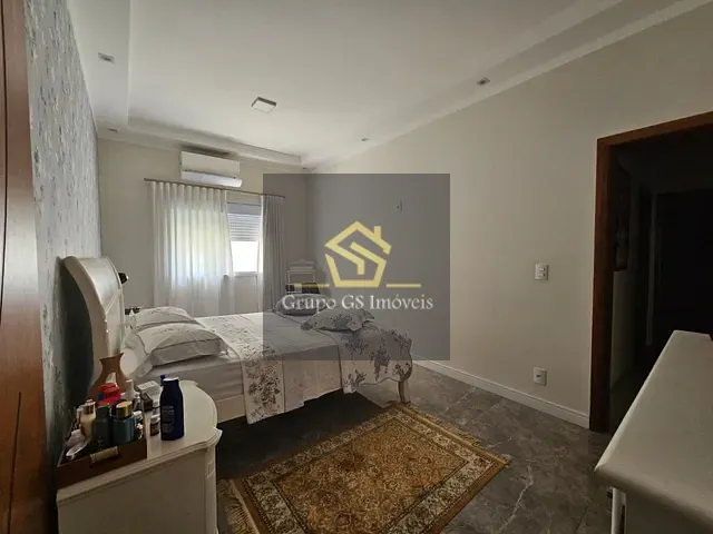 Casa com 400m² 3 quartos e 5 banheiros, à venda, no bairro Condomínio Zurich Dorf em Valinhos