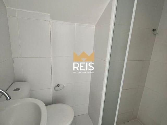 Casa com 70m² 2 quartos e 2 banheiros, à venda ou para alugar, no bairro Campo Grande em Rio de Janeiro