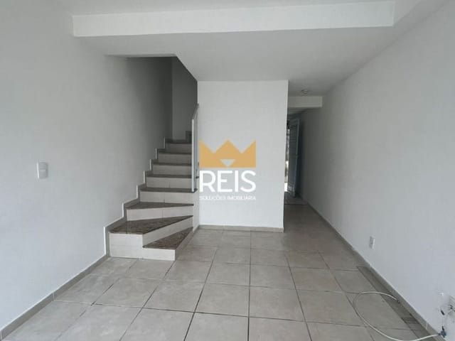 Casa com 70m² 2 quartos e 2 banheiros, à venda ou para alugar, no bairro Campo Grande em Rio de Janeiro