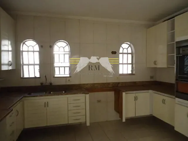 Casa com 530m² 4 quartos e 2 banheiros, à venda, no bairro Vila Frezzarin em Americana