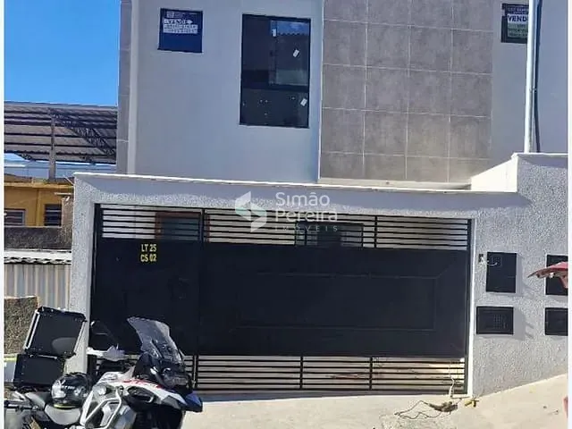 Casa 2 quartos e 2 banheiros, à venda, no bairro Nova Era em Juiz de Fora