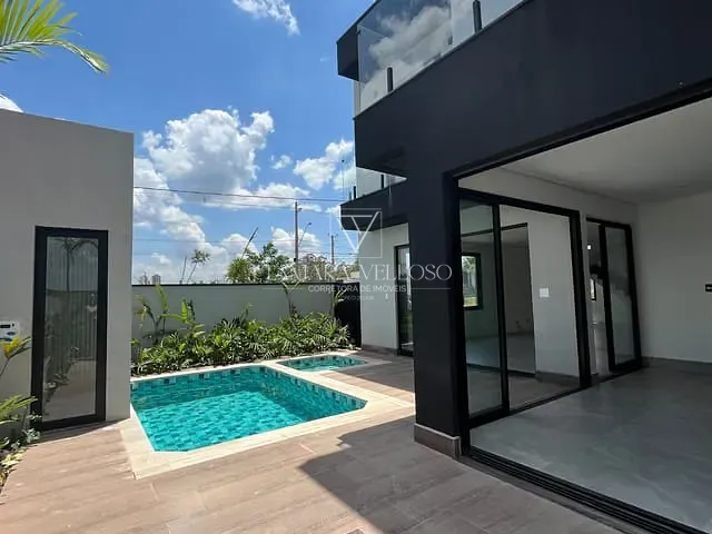 Casa 4 quartos e 5 banheiros, à venda, no bairro Cézar de Souza em Mogi das Cruzes