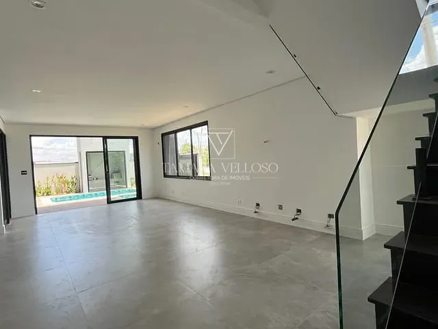 Casa 4 quartos e 5 banheiros, à venda, no bairro Cézar de Souza em Mogi das Cruzes