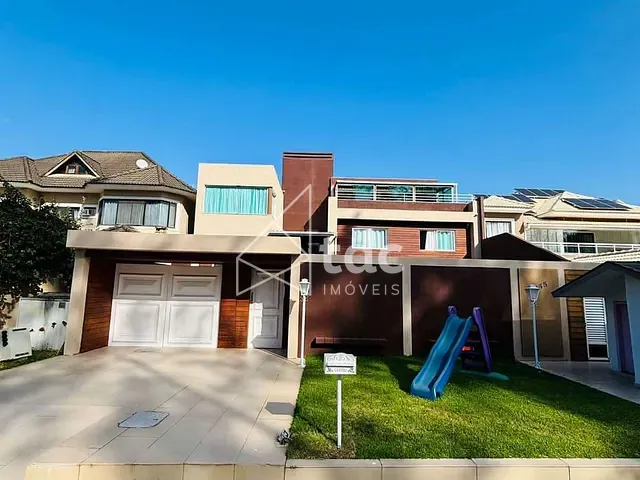 Casa com 400m² 6 quartos e 7 banheiros, à venda, no bairro Barra da Tijuca em Rio de Janeiro