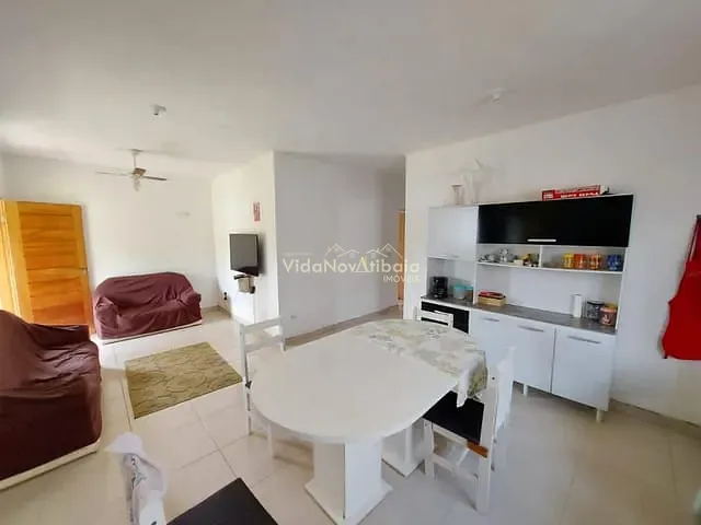 Casa com 420m² 3 quartos e 2 banheiros, à venda, no bairro Usina em Atibaia