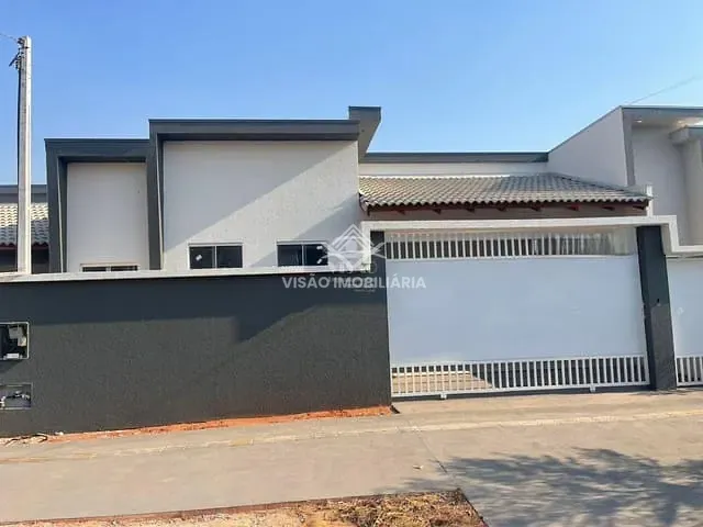 Casa com 176m² 1 quarto e 1 banheiro, à venda, no bairro Jardim Paraíso em Sinop