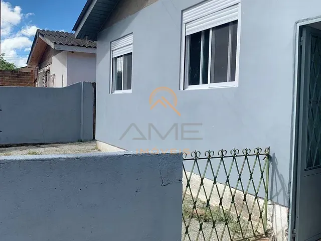 Casa 2 quartos e 1 banheiro, à venda, no bairro Fragata em Pelotas