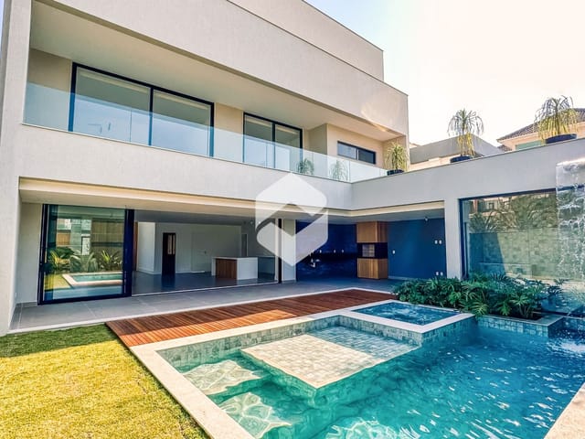 Casa com 393m², à venda, no bairro Recreio dos Bandeirantes em Rio de Janeiro