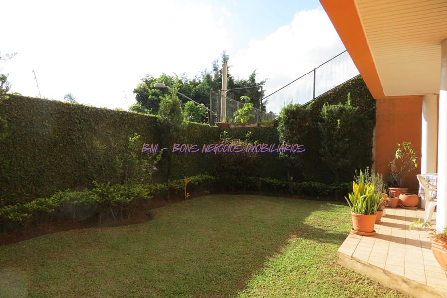 Casa à venda com 4 quartos, 300m² - Foto 37
