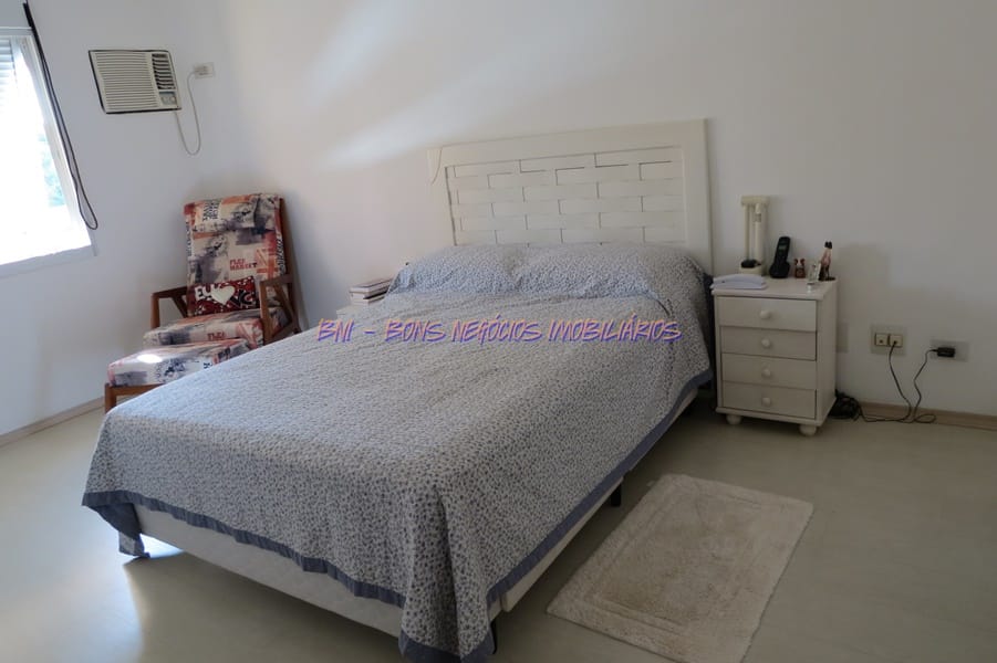 Casa à venda com 4 quartos, 300m² - Foto 23