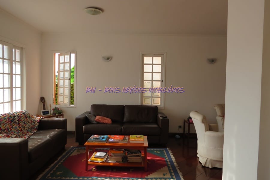 Casa à venda com 4 quartos, 300m² - Foto 31