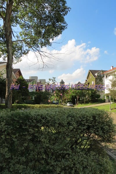 Casa à venda com 4 quartos, 300m² - Foto 49