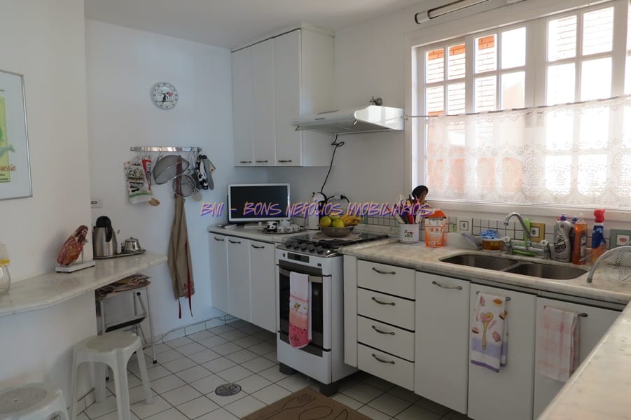 Casa à venda com 4 quartos, 300m² - Foto 11