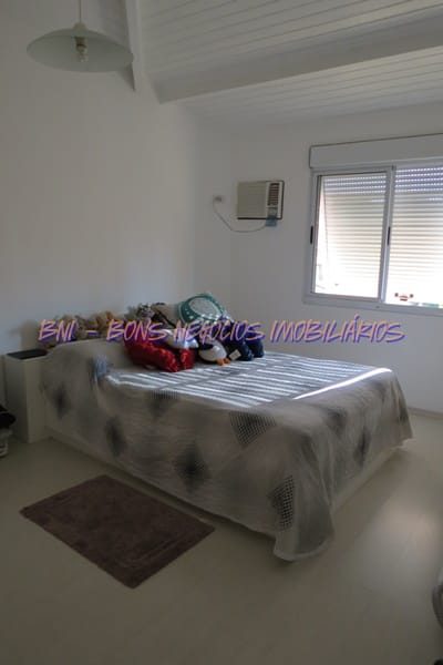 Casa à venda com 4 quartos, 300m² - Foto 20