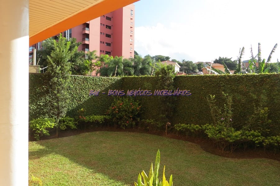 Casa à venda com 4 quartos, 300m² - Foto 42
