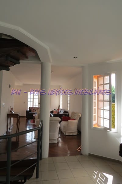 Casa à venda com 4 quartos, 300m² - Foto 5