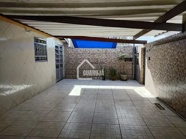Casa 3 quartos e 2 banheiros, à venda, no bairro Sítio Paecara (Vicente de Carvalho) em Guarujá