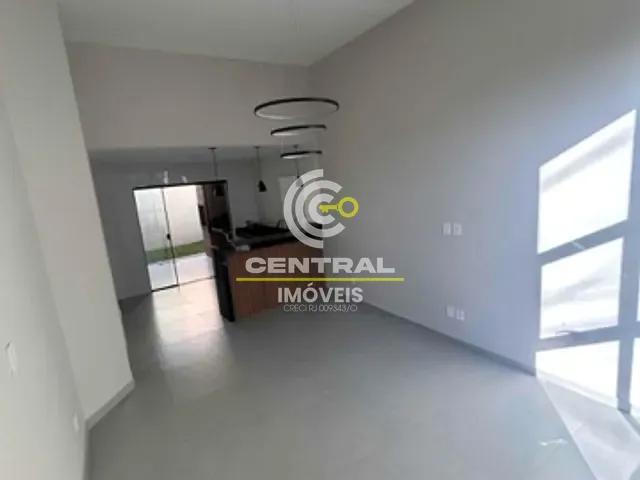 Casa 3 quartos e 2 banheiros, à venda, no bairro Ampliação em Itaboraí